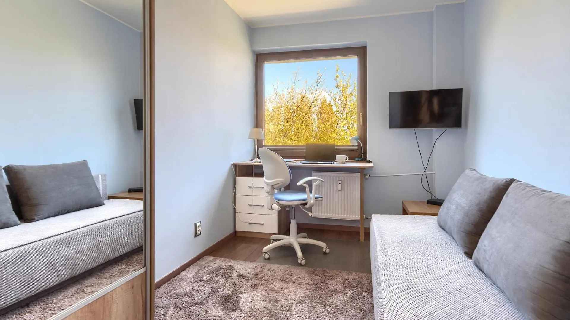Gdansk Business Apt - 50M2, Workspace, Balcony - By Rentujemy Apartment